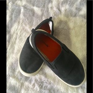 Pair of boys black canvas 10